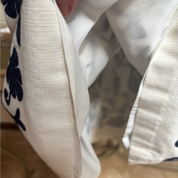 TALBOTS A-LINE LINEN BLEND TEXTURED NAVY BLUE FLORAL EMBROIDERED SKIRT SZ 14P - Picture 4 of 10